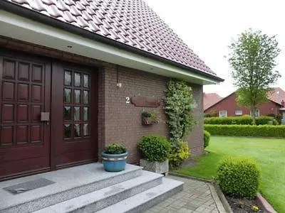 Geraeumige Mit Garten Und Grill Apartment Berumbur