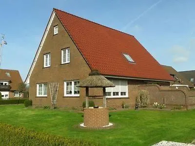 Geraeumige Mit Garten Und Grill Apartment *